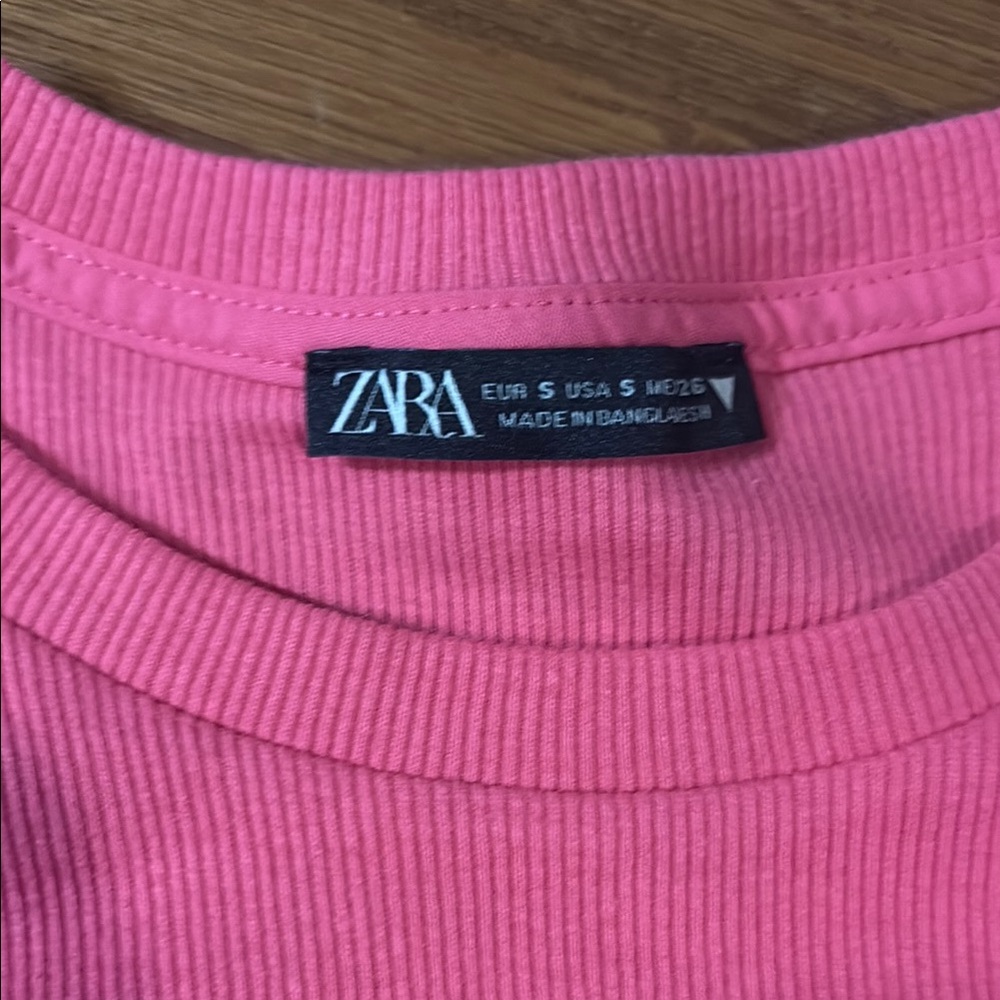 Zara Pink Ruffle Bodysuit - Picture 3 of 3
